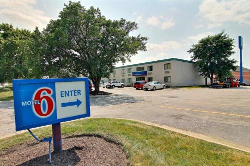 Фотография гостиницы Motel 6-Merrillville, IN