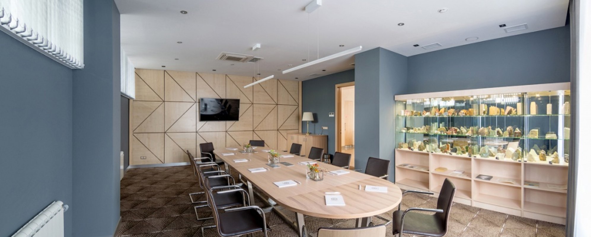 Фотографии комнаты для переговоров Таш