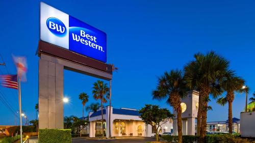 Фотография гостиницы Best Western Orlando East Inn & Suites