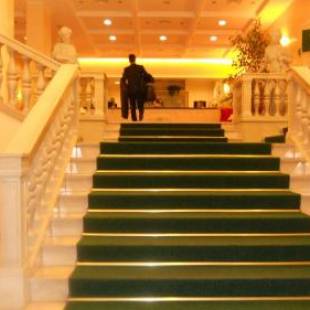 Фотографии гостиницы
Ambassador Palace Hotel