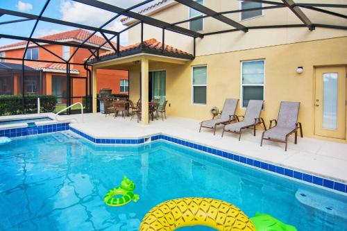 Фотография гостевого дома Solterra Resort 5 Bedroom Vacation Home with Pool 1604