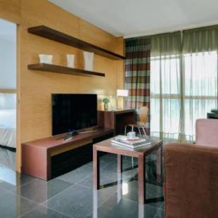 Фотография гостиницы Hesperia Barcelona Fira Suites