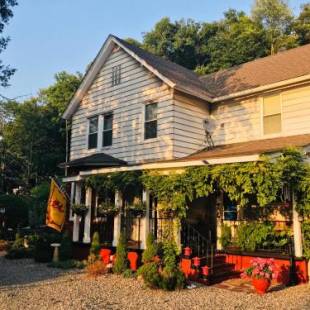 Фотографии мини отеля
Beacon Hermitage