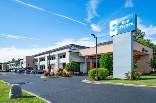 Фотография гостиницы Best Western Salisbury Plaza