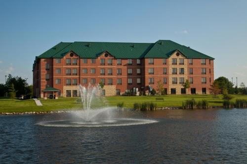 Фотография гостиницы Staybridge Suites West Des Moines, an IHG Hotel