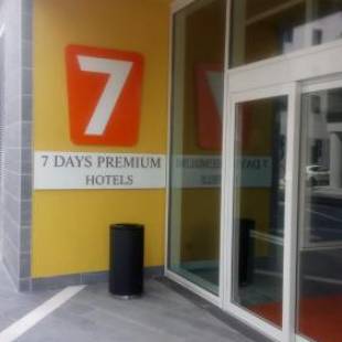 Фотографии гостиницы
Campanile Vienna South