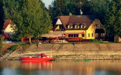 Фотография гостевого дома Vizafogó Panzió és Étterem