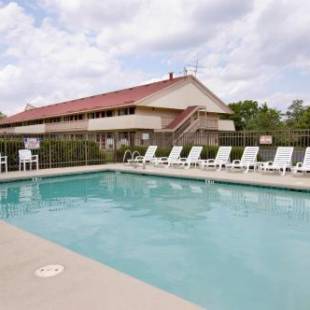 Фотографии мини отеля
Red Roof Inn Virginia Beach