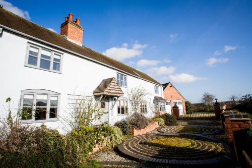 Фотография гостевого дома Woodend Cottage