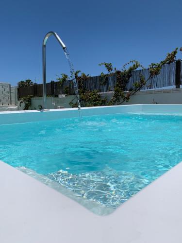 Фотография гостевого дома VALTISYA POOL AND AIRPORT