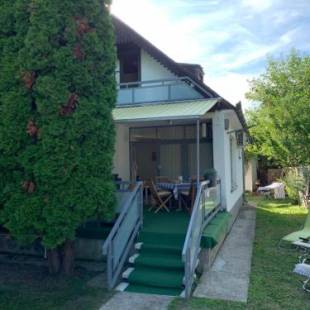 Фотографии гостевого дома
Nóra Apartman