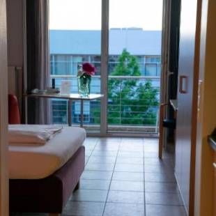 Фотографии апарт отеля 
            med Apart