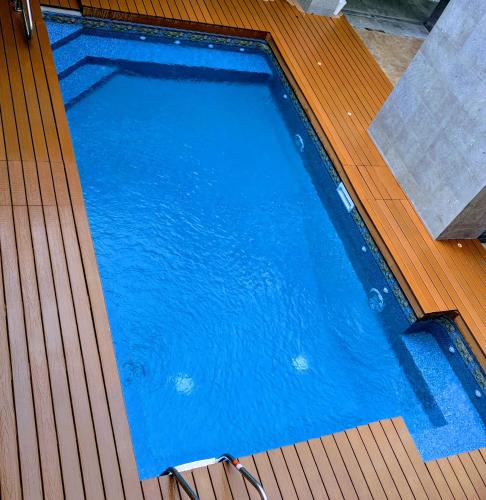 Фотография гостиницы California Comfort & Suites