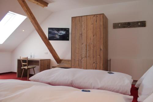 Фотография гостевого дома Gasthof zum Hirsch