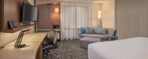 Фотография гостиницы Courtyard by Marriott Bentonville Rogers Promenade
