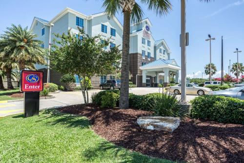 Фотография гостиницы Comfort Suites New Orleans East