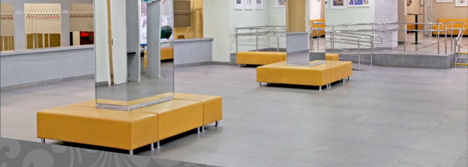 Фотография фойе Уральский центр народного искусства имени Е.П.Родыгина Центральное фойе