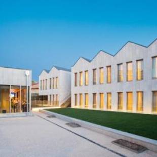 Фотографии гостиницы
Hotel Araba