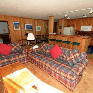 Фотография гостевого дома Mountainback #112, Corner Unit