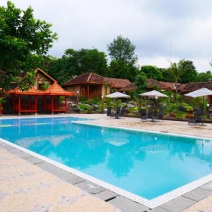 Фотография гостиницы D'Kaliurang Resort & Convention Yogyakarta