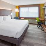 Фотография гостиницы Holiday Inn Express and Suites Des Moines Downtown, an IHG Hotel