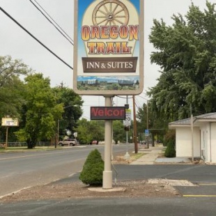 Фотография гостиницы Oregon Trail Inn and Suites