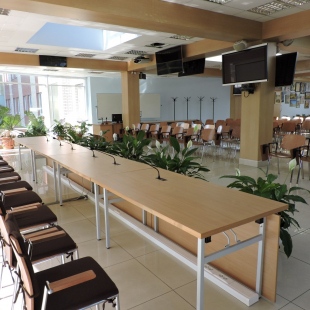 Фотография конференц-зала РЦМД на 150 человек