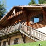 Фотография гостевого дома LE GRAND CERF Chalet en rondins