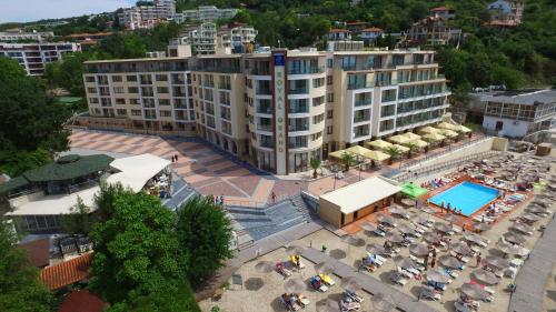 Фотография гостиницы Royal Grand Hotel and Spa - All Inclusive