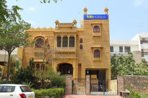 Фотография гостиницы FabHotel The Castle Homestay