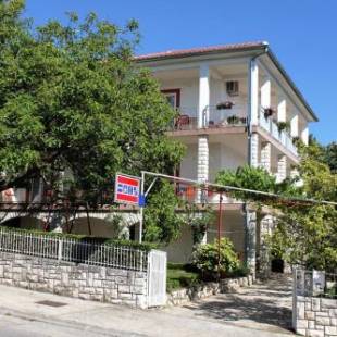 Фотографии гостевого дома
Triple Room Selce 2379b