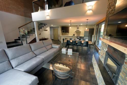 Фотография гостевого дома Casa Rural La Puerta Del Río Lobos