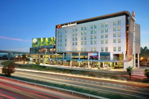 Фотография гостиницы Swiss-Belhotel Airport Jakarta
