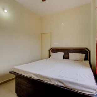 Фотография гостиницы SPOT ON 75635 Kings Lodge