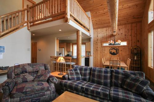 Фотография гостевого дома Eagle Crest Resort Cabin