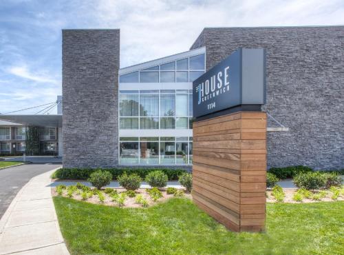 Фотография гостиницы The J House Greenwich Hotel