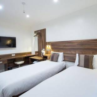 Фотографии мини отеля
Heathrow-Windsor House by Metro for contractors & big groups