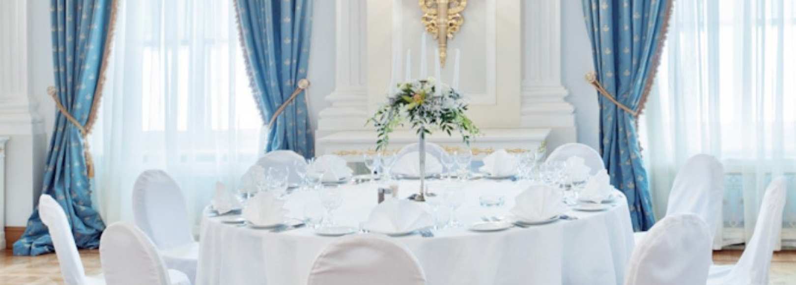 Фотография банкетного зала Дворцовая гостиная