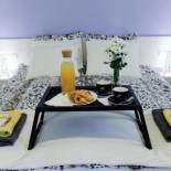 Фотография мини отеля Hotellux B&B