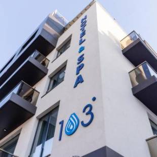 Фотографии гостиницы 
            103 Degrees Hotel & Spa