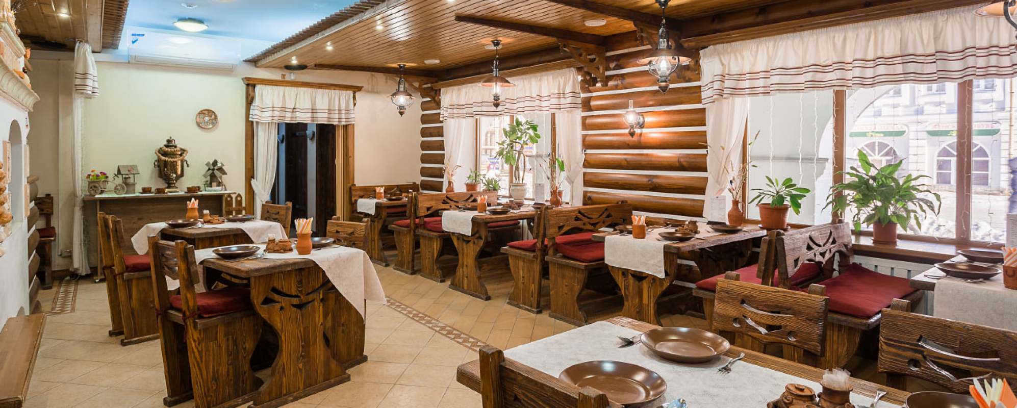 Фотографии банкетного зала Изба