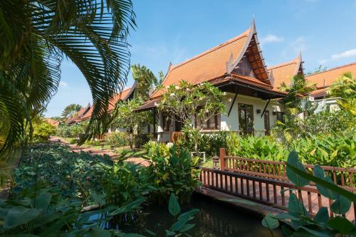 Фотография гостиницы Khaolak Bhandari Resort & Spa - SHA Extra Plus