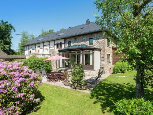 Фотография гостевого дома Spacious Cottage in Thirimont near Forest