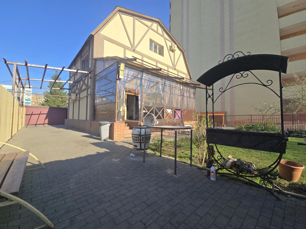 Фотография Коттеджа Частный дом в центре у метро