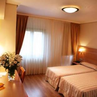 Фотографии гостиницы
Hotel Las Anclas