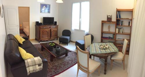 Фотография гостевого дома Le Cèdre Bleu