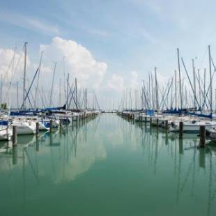 Фотографии гостиницы
Hotel Marina Port