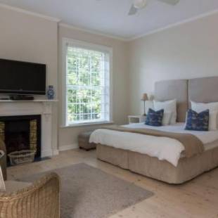 Фотографии мини отеля
Sandown Lodge