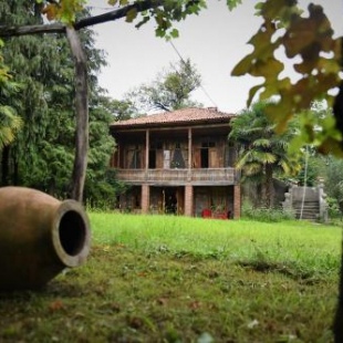 Фотография гостиницы Menabde's Wine Cellar