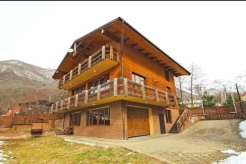 Фотографии гостевого дома 
            Видовое шале Счастье в горах. Центр Красной поляны